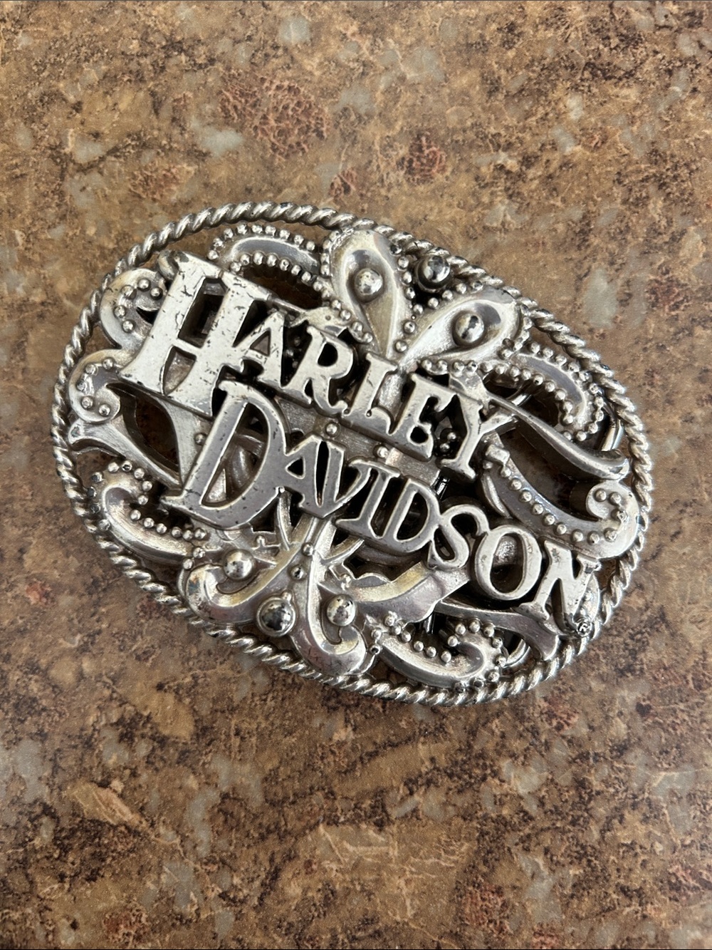 Harley-Davidson Silver-Tone Ornate Logo Belt Buckle - Picture 3 of 3